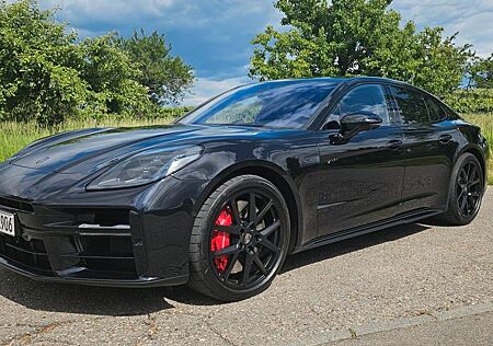 Porsche Panamera Turbo E-Hybrid Turbo