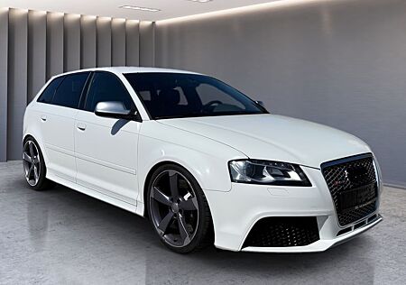 Audi RS3 Sportback 2.5 TFSI quattro*MMI*LEDER*XE*PDC*