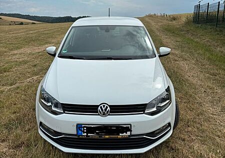 VW Polo Volkswagen 1.2 TSI 66kW BMT Comfortline ** 1.Hand **