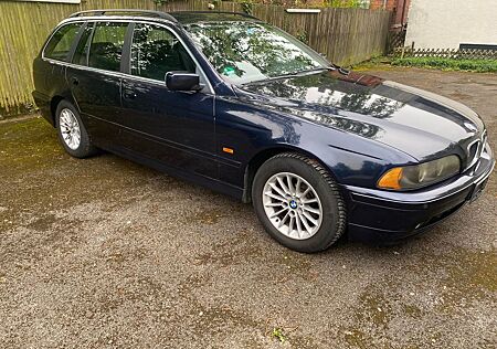BMW 520i touring, E39, 170 PS, 1 J. TÜV, Klimaaut.