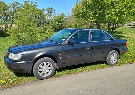 Audi A6 Allroad A6 / V6 quattro 2.6 / 110kw - 150 ps