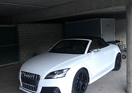 Audi TTS Roadster 2.0 TFSI S tronic quattro -