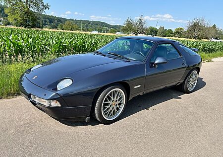 Porsche 928 S4 - Umbau GTS zum schönen Schwan