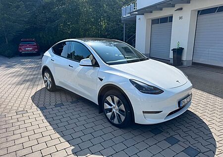 Tesla Model Y Performance Dual Motor AWD
