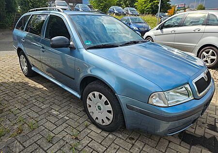 Skoda Octavia Combi Tour