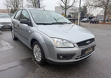 Ford Focus Lim. Trend*TUV NEU*