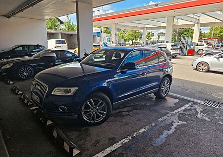 Audi Q5 2.0 TDI S tronic quattro -