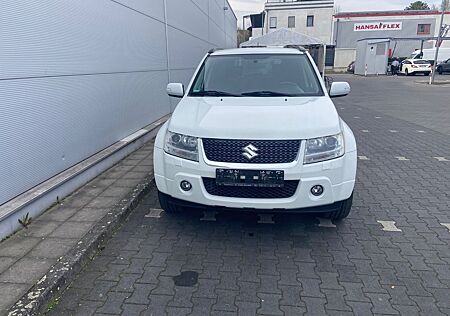 Suzuki Grand Vitara 2.4 Comfort Automatik