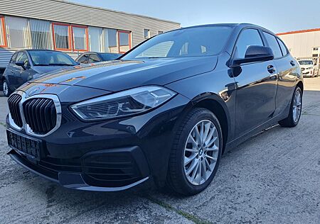 BMW 120i *HUD*KEY*PANO*SPORT*ACC*CAM*H&K*MEM*ADAP-LED