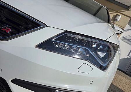Seat Leon ST 2.0 TSI 140kW FR DSG PANO BEATS ACC