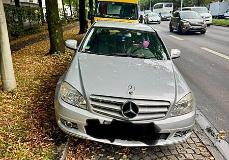 Mercedes-Benz C 200 KOMPRESSOR -