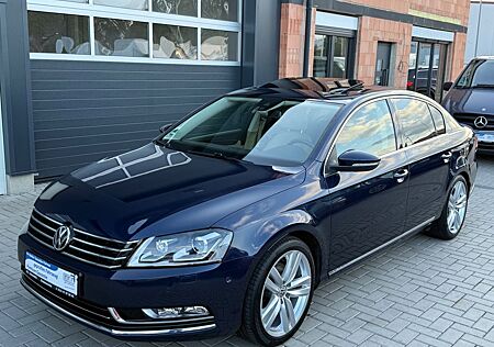 VW Passat Volkswagen Lim. Highline*Xenon*NAVI*LEDER*S-DACH*ACC