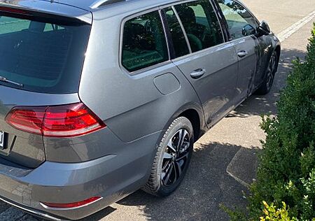VW Golf Volkswagen 1.0 TSI OPF IQ.DRIVE Variant IQ.DRIVE SHZ