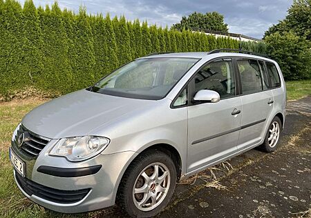 VW Touran Volkswagen 1.9 TDI ,AHK,