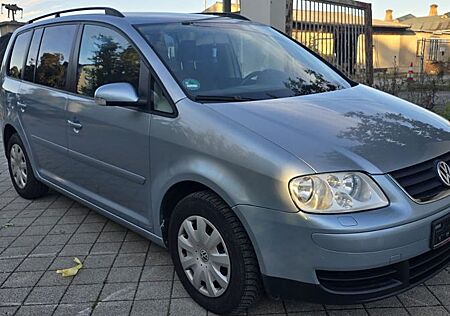 VW Touran Volkswagen Goal