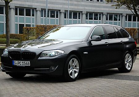 BMW 520d Touring| NAVI| KAMERA| LED| CARPLAY| KLIMA