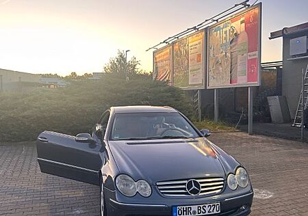 Mercedes-Benz 320