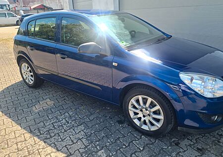 Opel Astra H Lim. Selection "110 Jahre" Neu TÜV