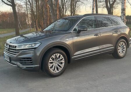 VW Touareg Volkswagen 3.0 V6 TDI 4MOTION *PANORAMA DACH