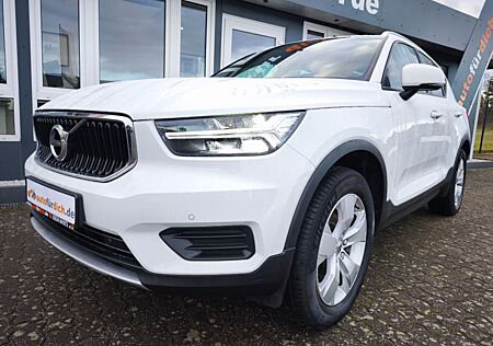 Volvo XC 40 XC40 Momentum2WD*AHK*LED*SHZ*Kamera*PDC*