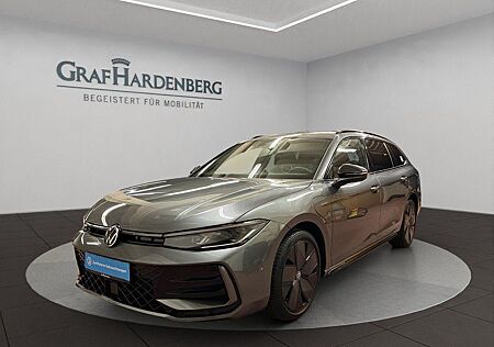 VW Passat Variant Volkswagen 1.5 TSI DSG R-Line AHK IQ.LIGHT