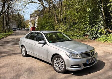 Mercedes-Benz C 180 BlueEFFICIENCY -