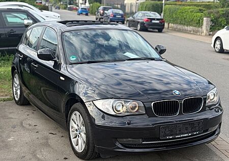 BMW 116i 116Baureihe1 Lim.*NAVI Schiebedach* NEU*TÜV*
