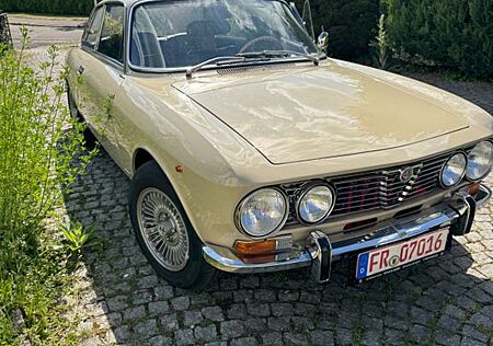 Alfa Romeo GTV