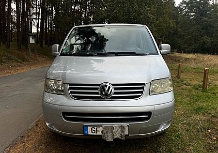 VW T5 Multivan Volkswagen 2,5 TDI Multivan 7 Sitzer