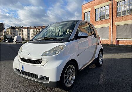 Smart ForTwo coupé 1.0 62kW passion TÜV NEU!