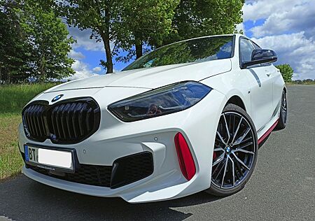 BMW 128ti , 19",HeadUp,HiFi,adap.LED,AppleCar, *TOP*
