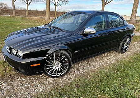 Jaguar X-Type 2.2 Liter Diesel Executive
