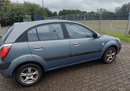 Kia Rio 1.5 CRDi EX EX