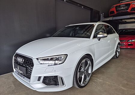 Audi RS3 RS 3 Sportback 2.5 TFSI quattro 1.HAND/MWST/