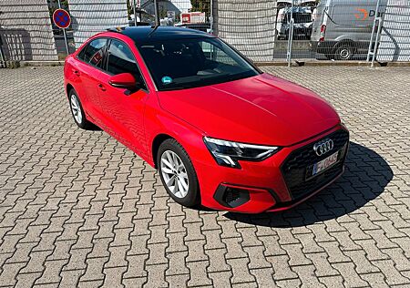 Audi A3 Limousine 30 TDI LEDER NAVI LED PANORAMA