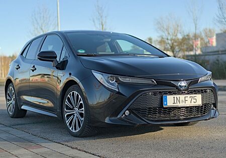 Toyota Corolla 2,0 Hyb Club Technik, Kam, ACC, Keyless