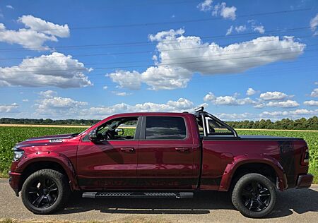 Dodge RAM 6 Sitzplätze, lange Ausführung.