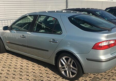 Renault Laguna Authentique 1.8 16V Authentique