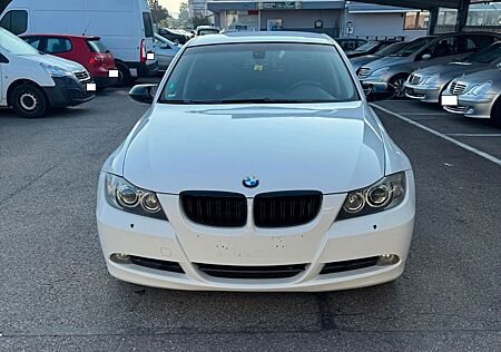 BMW 325xi - e90