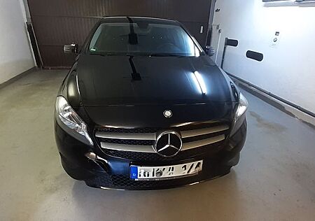 Mercedes-Benz A 180 BlueEFFICIENCY Edition Edition