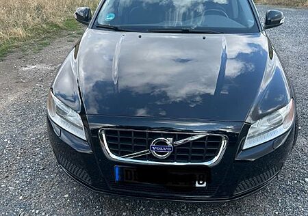 Volvo V70 2.0D -