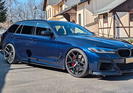 BMW 540i xDrive Touring A -