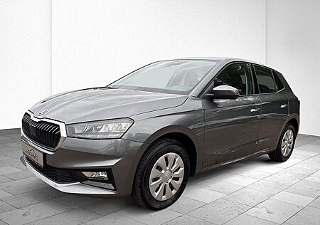 Skoda Fabia Essence 1.0 Android Auto Metallic 5 Jahre-