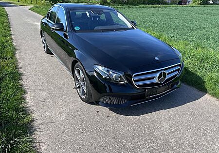 Mercedes-Benz E 220 d