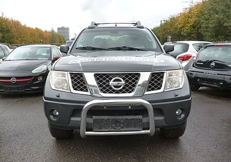 Nissan Navara gebraucht kaufen Nissan Navara Pickup Doppelkabine Premium 4X4