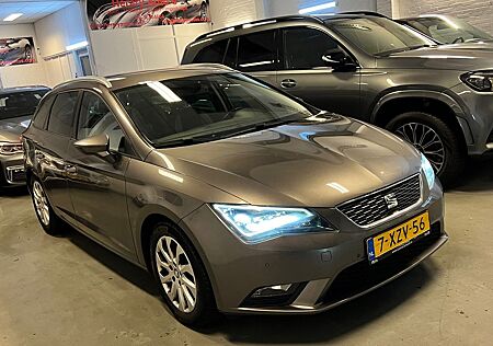 Seat Leon ST 1.6 TDI Kombi Navi Leder BJ-14