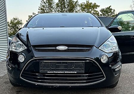 Ford S-Max Titanium