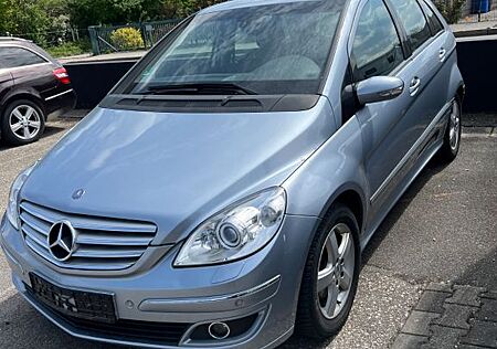 Mercedes-Benz B 200 CDI -
