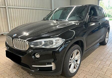 BMW X5 gebraucht kaufen BMW X5 xDrive40d Aut.*NAVI*XENON*TEMPO*HUD*NIGHT VIS
