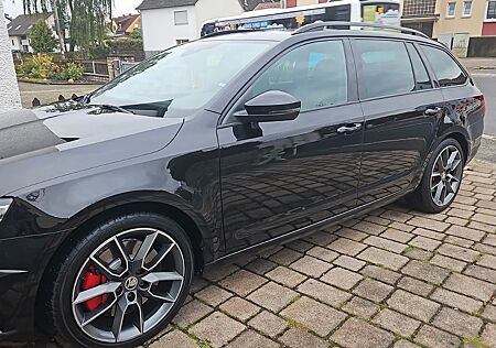 Skoda Octavia 2.0 TSI DSG RS Combi RS